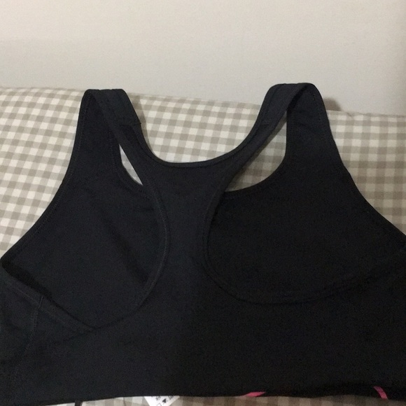 Brand New Nike swoosh bra - Picture 2 of 5